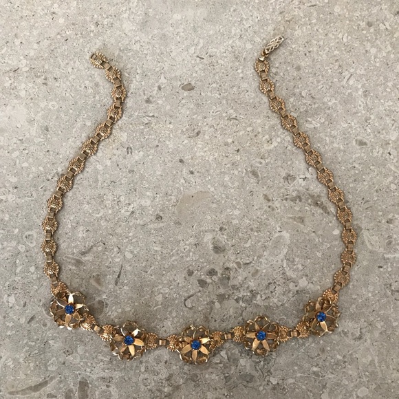 PRICE FIRM Old Goldtone & Rhinestone Flower Choker Unique - Picture 2 of 4